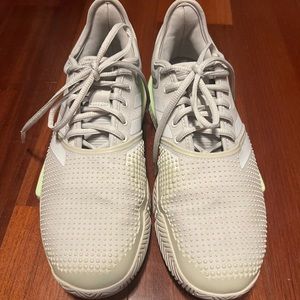 Adidas sole court boost - size 9.5